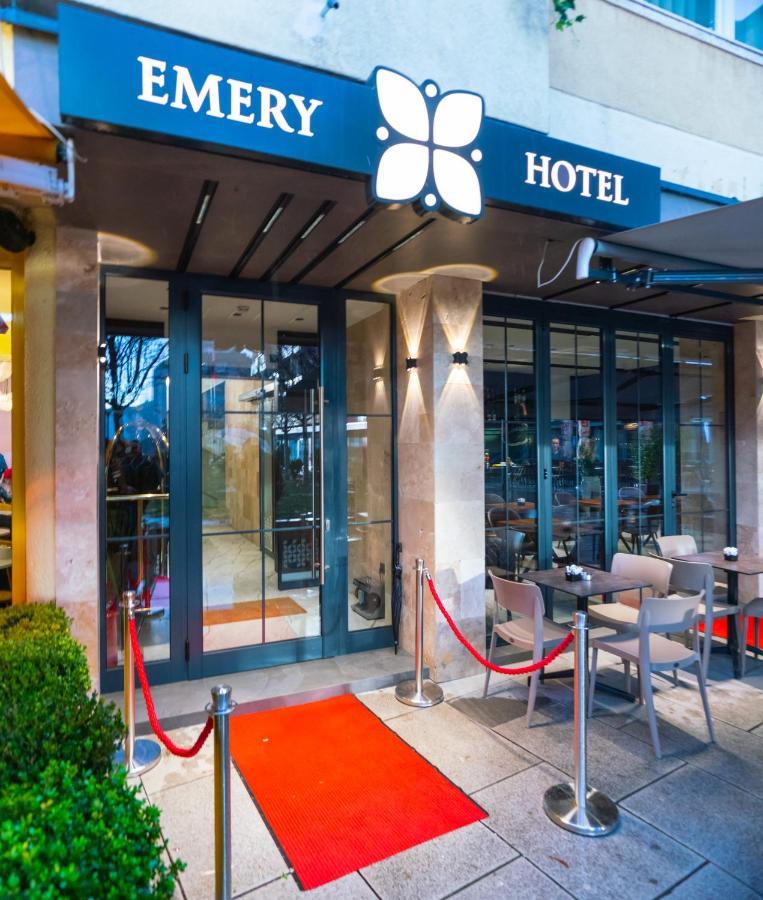 Emery Hotel Prishtinë Luaran gambar