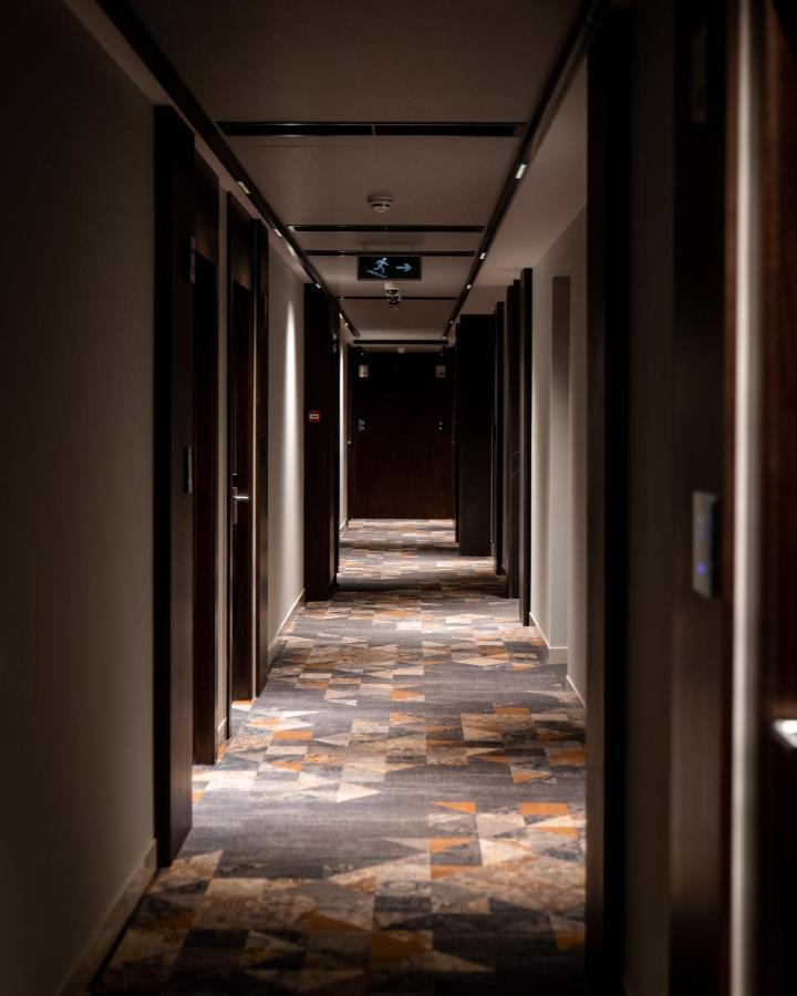 Emery Hotel Prishtinë Luaran gambar